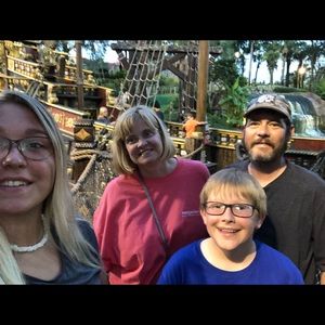 Meet your Posher, Olivia